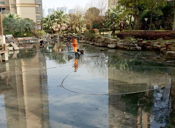 德格景观池淤泥清理